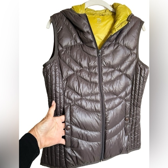 Bernardo Women’s Sleeveless Down Filled Grey Vest With Hood Pockets Size Medium - Picture 4 of 11